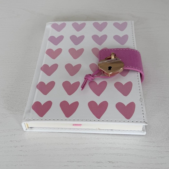 Heart Pattern Journal with Lock - Picture 3 of 5